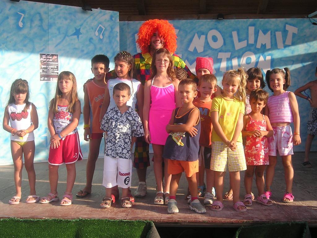Camping Free Beach Marina Di Bibbona Kültér fotó