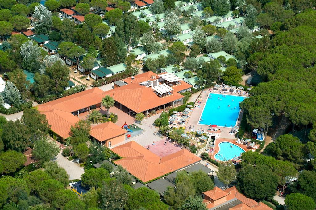 Camping Free Beach Marina Di Bibbona Kültér fotó