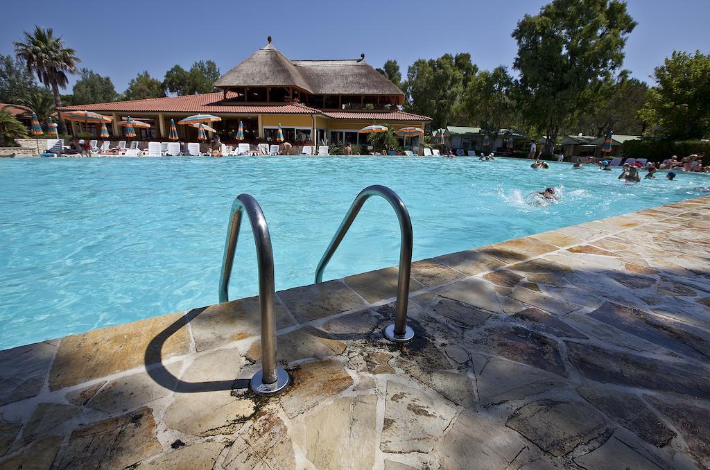 Camping Free Beach Marina Di Bibbona Kültér fotó